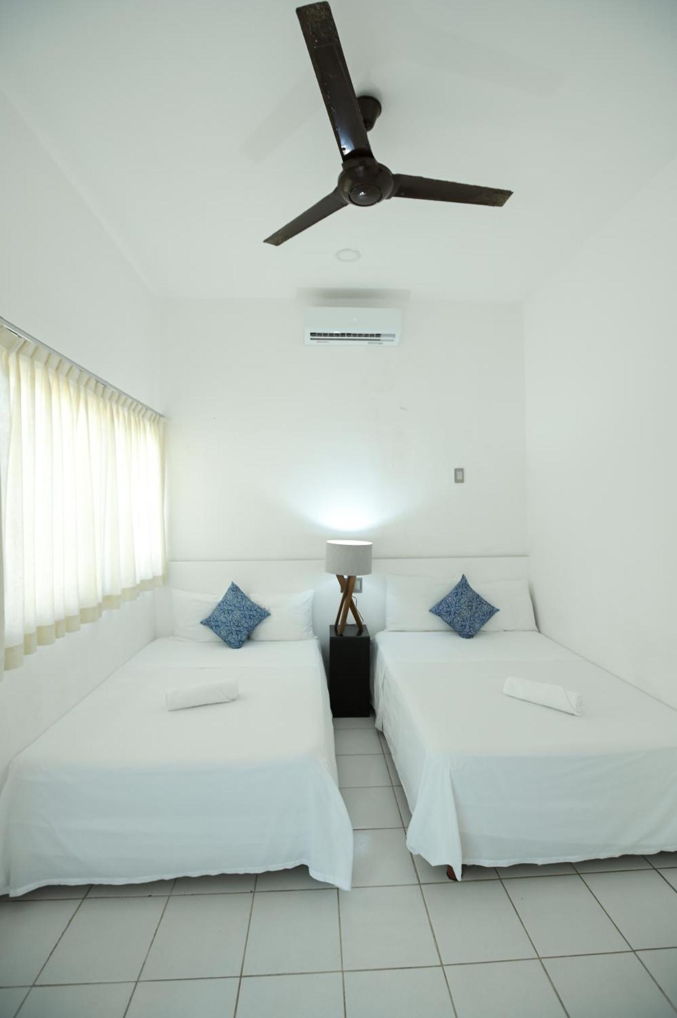 Kinta Kan Cabanas Hotel Playa Del Carmen Bagian luar foto